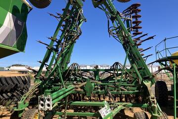 2014 John Deere 1830 Air Drills