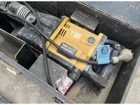 KANGO JACK HAMMER IN CASE - picture0' - Click to enlarge