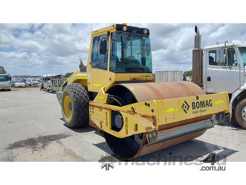 Bomag Single Drum Roller