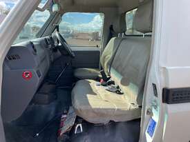 2013 Toyota Landcruiser Workmate - picture0' - Click to enlarge