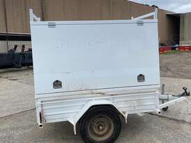 Tuza Trailers box - picture2' - Click to enlarge