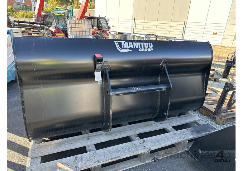 caption Manitou 2.5m3 CBA2500 Grain Bucket