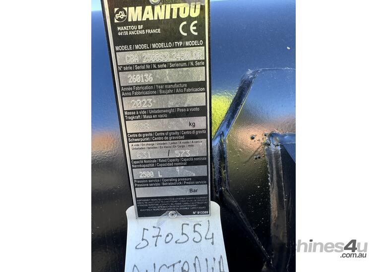caption Manitou 2.5m3 CBA2500 Grain Bucket