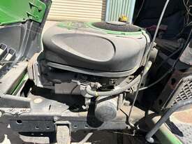 John Deere LA115 Ride-On Mower - picture0' - Click to enlarge