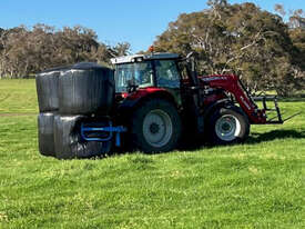 Multi round bale grab - save time buy shifting 4 bales at once - picture4' - Click to enlarge