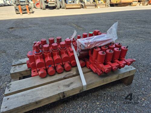 Parker Hydraulic Valve Bank (Unreserved)