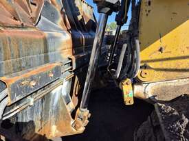 2007 Caterpillar D11R Dozer - picture2' - Click to enlarge