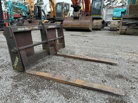 Digga Pallet Forks - picture2' - Click to enlarge