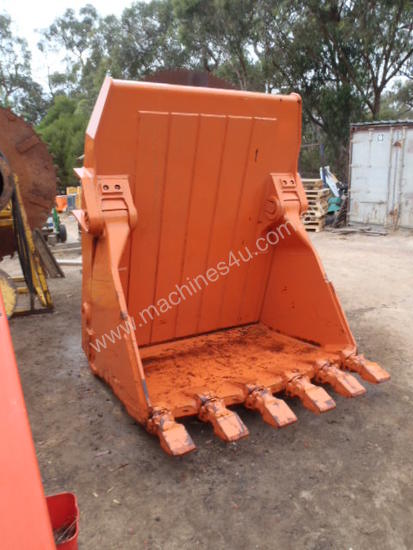 caption Hitachi EX400 Bottom Dump Rock Bucket