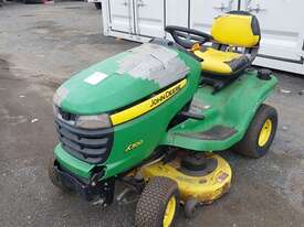 John Deere X300 - picture1' - Click to enlarge