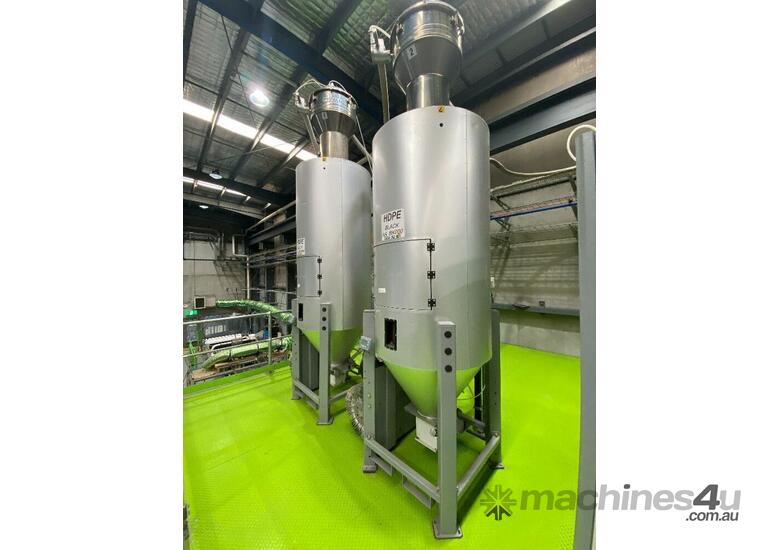 caption Raw Material Loading / Drying / Dehumidfying System