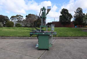 Vertical Lab Plastic Injection Molder Molding Machine Double Slide - Kasun