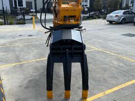 Rotating Heavy Duty Multipurpose Grab 26T-35T - picture2' - Click to enlarge