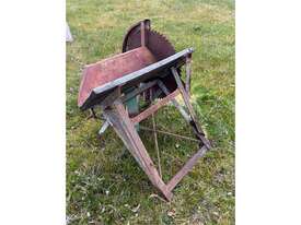 FERGUSON TRACTOR MOUNTED SAW - picture2' - Click to enlarge