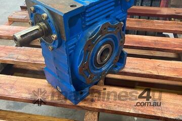 Worm Gearbox (Ratio 15:1)