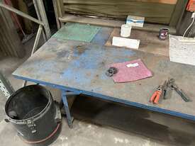 2x Steel Work Benches - picture2' - Click to enlarge