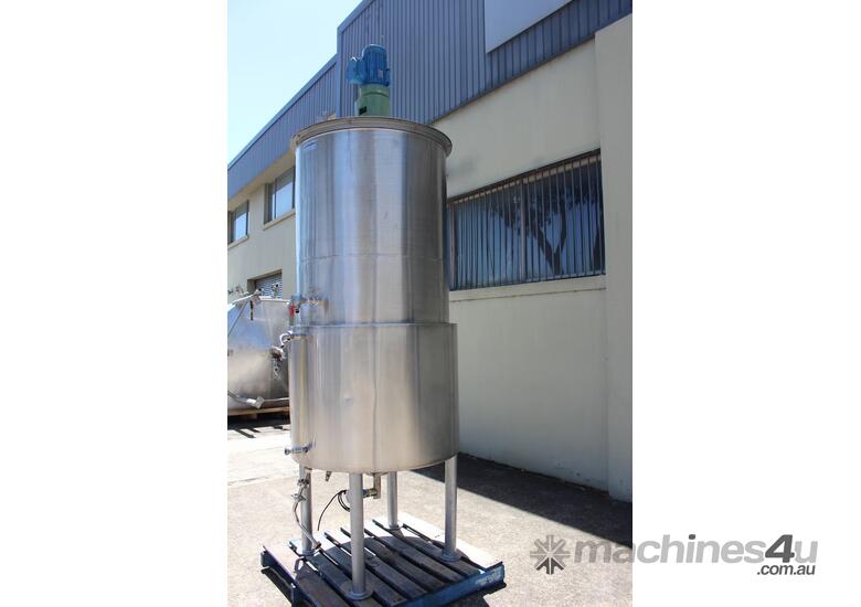 caption Stainless Steel Jacketed Mixing Tank