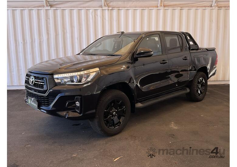 caption 2018 Toyota Hilux Rogue Diesel (WOVR Repairable Write Off)