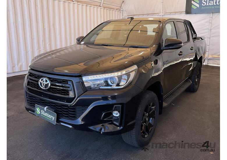 caption 2018 Toyota Hilux Rogue Diesel (WOVR Repairable Write Off)