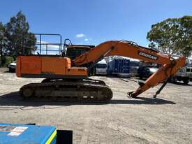 2020 Doosan DX225LC Excavator - picture2' - Click to enlarge