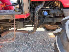 Case IH Farmall 60B 4x4 Tractor - picture2' - Click to enlarge