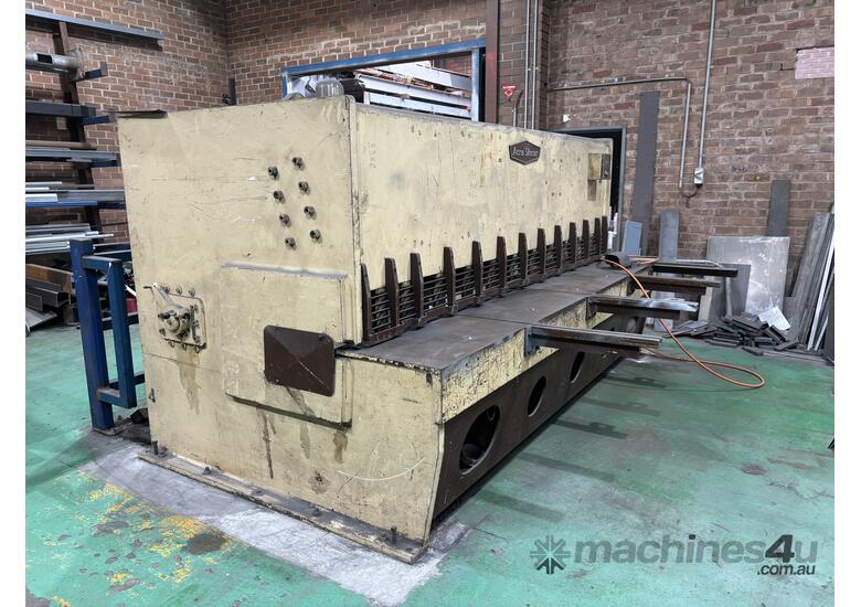 caption Acra Shear Hydraulic Guillotine Machine | 10MM CAPACITY | 3000MM LENGTH