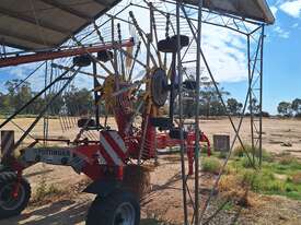 2018 Pottinger TOP762C Trailed Double Rotary Rake - picture1' - Click to enlarge