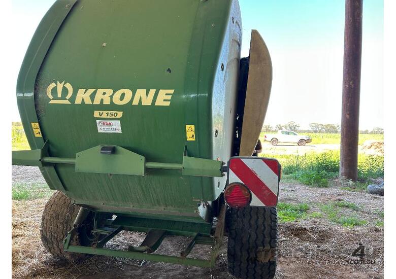 caption Krone Comprima V150 Hay Baler