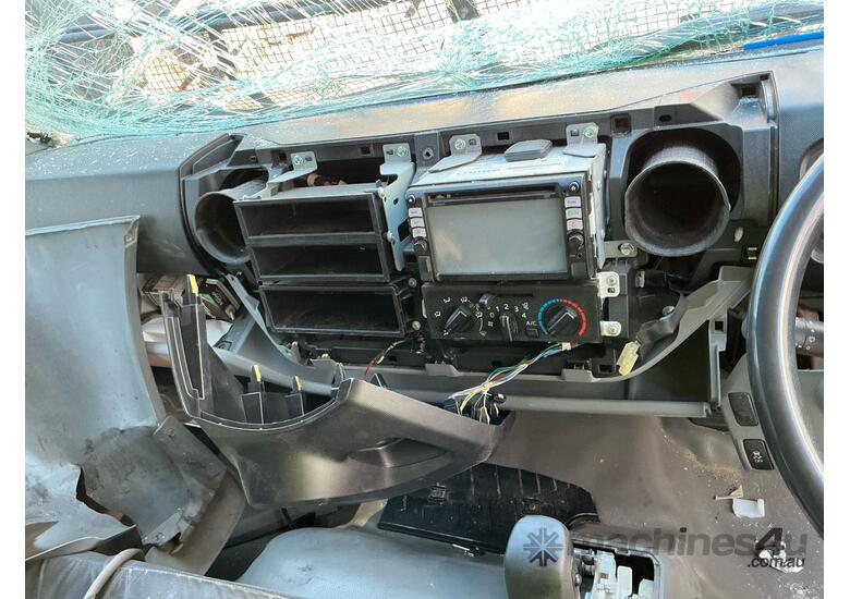 caption 2016 Hino 300 616 Pantech