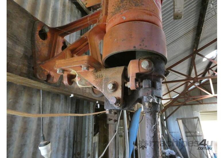 caption SHEARING EQUIPMENT