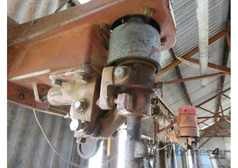 caption SHEARING EQUIPMENT