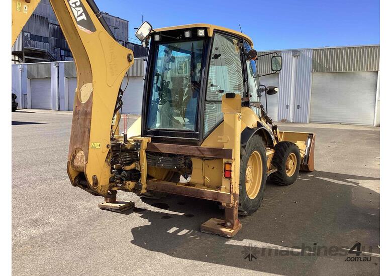 caption Caterpillar 432E Backhoe Loader