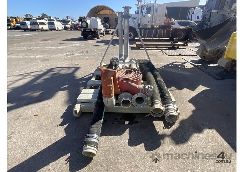 caption Stand with pressure pipes and hose