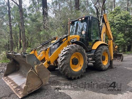 2015 JCB 5CX BACKHOE U4800
