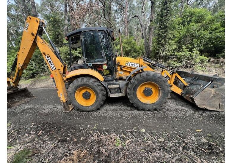 2015 JCB 5CX BACKHOE U4800