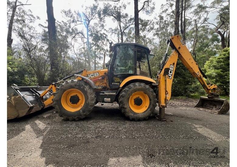 2015 JCB 5CX BACKHOE U4800