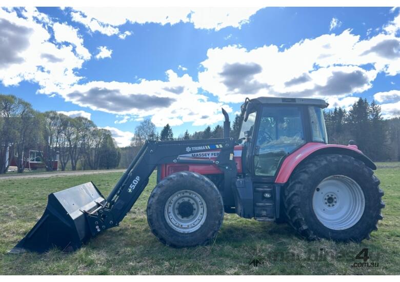 caption 2006 Massey Ferguson 6480 Dyna-6 with loader