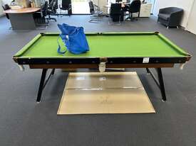 Pool Table - picture0' - Click to enlarge