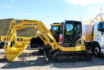 Komatsu PC55MR-5 Excavator Rubber Tracked - 5t for  