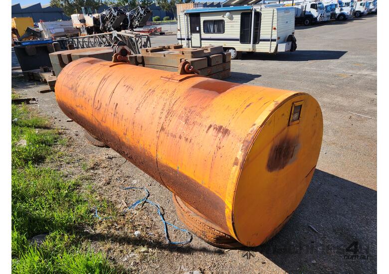 caption *UNRESERVED* Counter Weight Approx 20T