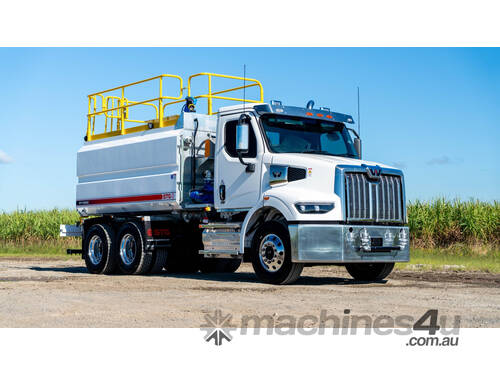 Western Star 4700 Water truck Truck