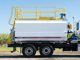 Western Star 4700 Water truck Truck - picture1' - Click to enlarge