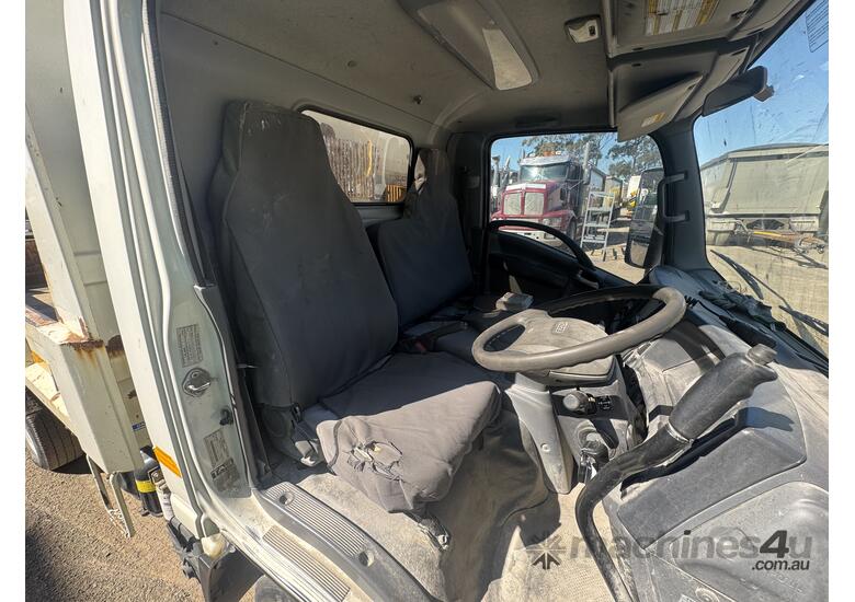 caption 2017 Isuzu NH NLR (4x2) Tipper *Mechanical Issues*