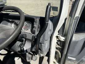 2017 Isuzu NH NLR (4x2) Tipper *Mechanical Issues* - picture2' - Click to enlarge