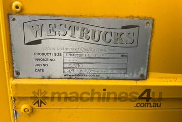 Hino 2014   300 series Pantech