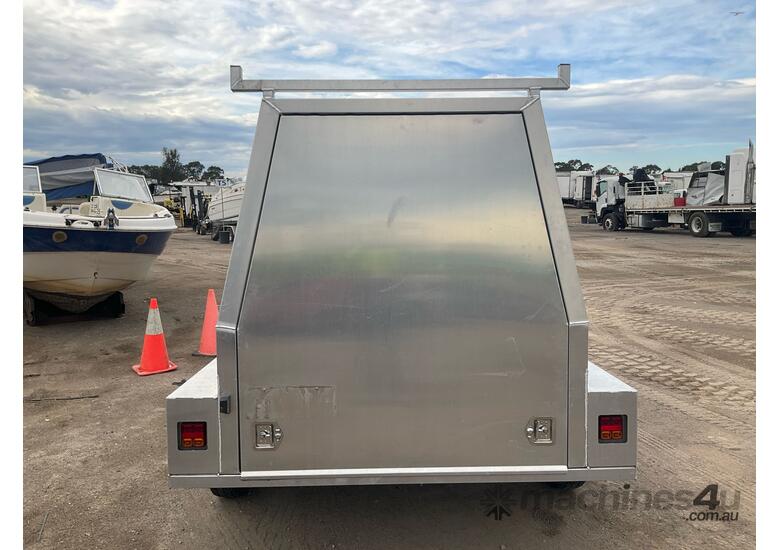 caption 2021 MW Sheet Metal Single Axle Enclosed Box Trailer