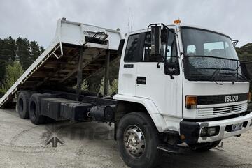 Tilt Tray Isuzu FVZ13, can carry 10t, comes with roadworthy