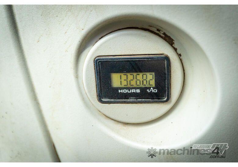 KOBELCO SK500LC-9 EXCAVATOR