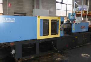 228 tonne Plastic Injection Machine