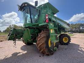 Combine Harvester & Front - picture0' - Click to enlarge